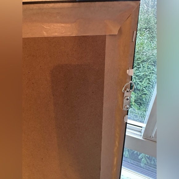 Beautiful Oliver Gal 31 Rue Cambon Framed 11” x 14” Framed Floating Art - Picture 9 of 16